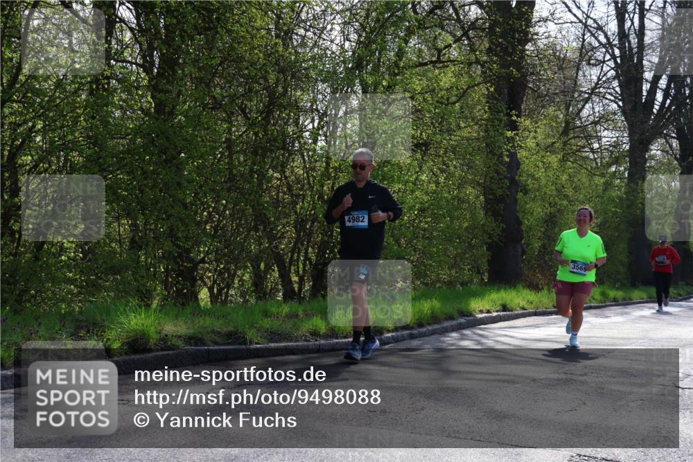 12.04.2026 - 45. Internationalen Wilhelmsburger Insellauf Yannick Fuchs http://msf.ph/oto/9498088 12.04.2026 10:56:14 Laufen 4982, 3569 meine-sportfotos.de