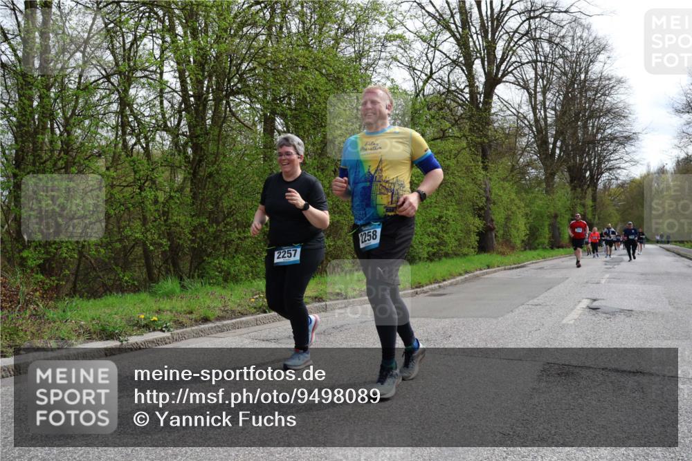 12.04.2026 - 45. Internationalen Wilhelmsburger Insellauf Yannick Fuchs http://msf.ph/oto/9498089 12.04.2026 13:11:17 Laufen 2258, 2257 meine-sportfotos.de