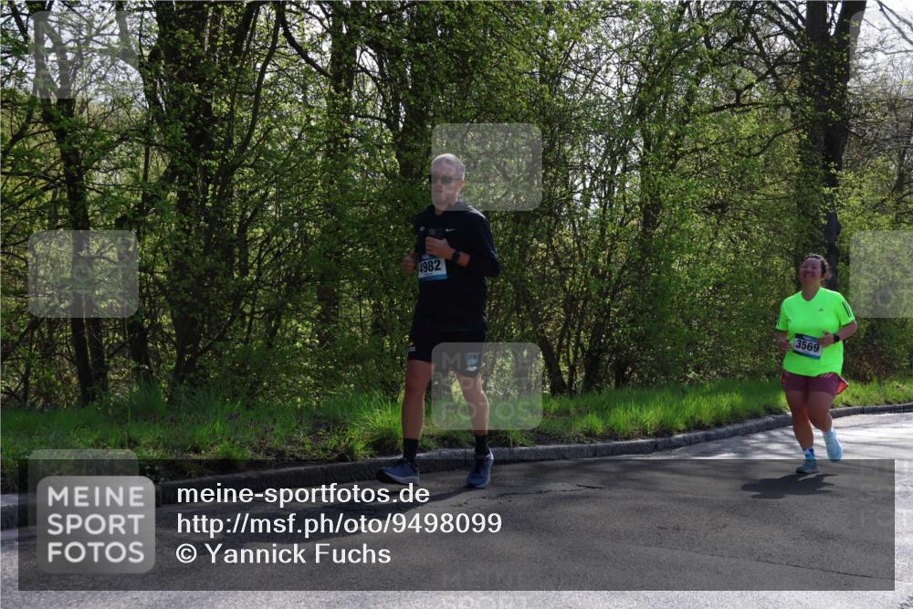 12.04.2026 - 45. Internationalen Wilhelmsburger Insellauf Yannick Fuchs http://msf.ph/oto/9498099 12.04.2026 10:56:16 Laufen 4982, 3569 meine-sportfotos.de