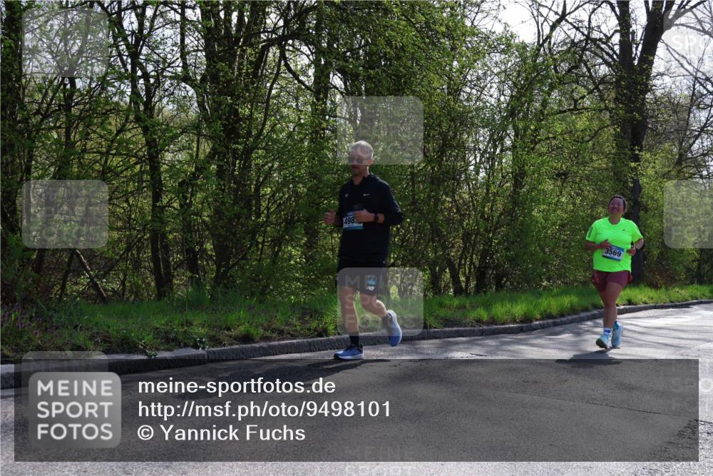12.04.2026 - 45. Internationalen Wilhelmsburger Insellauf Yannick Fuchs http://msf.ph/oto/9498101 12.04.2026 10:56:16 Laufen 498, 3569 meine-sportfotos.de
