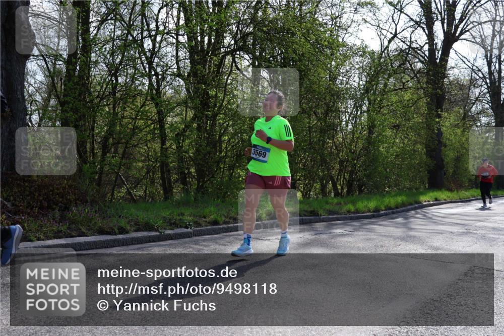 12.04.2026 - 45. Internationalen Wilhelmsburger Insellauf Yannick Fuchs http://msf.ph/oto/9498118 12.04.2026 10:56:17 Laufen 3569 meine-sportfotos.de