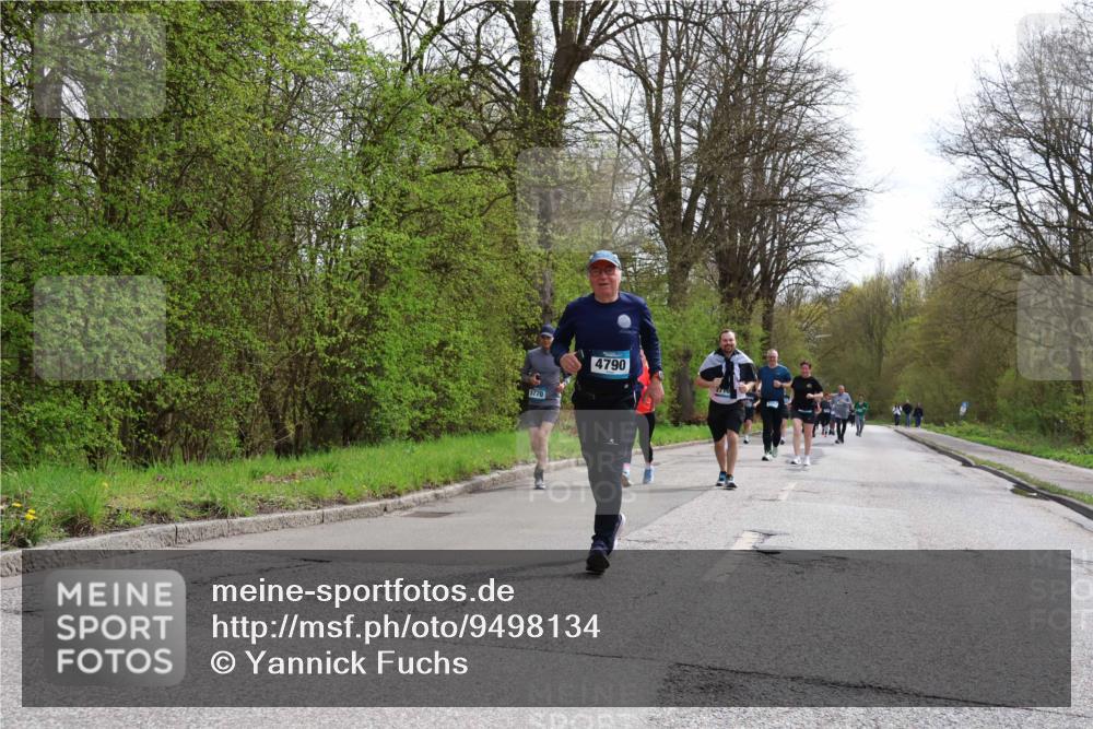12.04.2026 - 45. Internationalen Wilhelmsburger Insellauf Yannick Fuchs http://msf.ph/oto/9498134 12.04.2026 13:11:24 Laufen 5770, 4790 meine-sportfotos.de