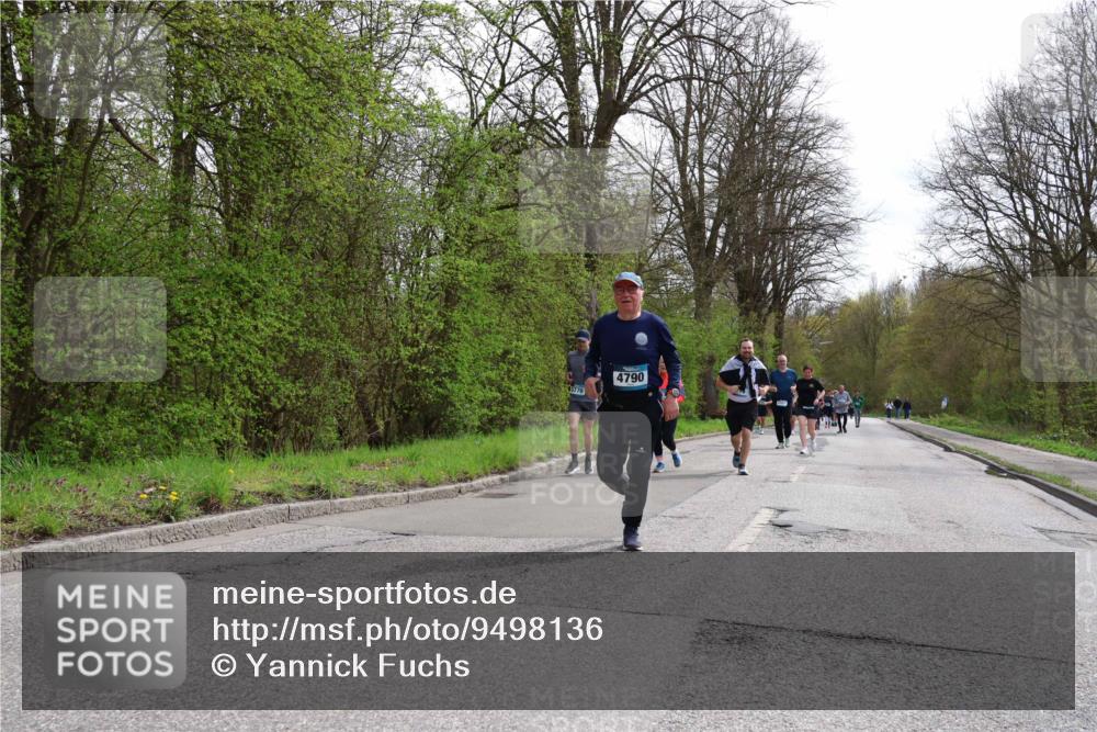 12.04.2026 - 45. Internationalen Wilhelmsburger Insellauf Yannick Fuchs http://msf.ph/oto/9498136 12.04.2026 13:11:24 Laufen 5770, 4790 meine-sportfotos.de