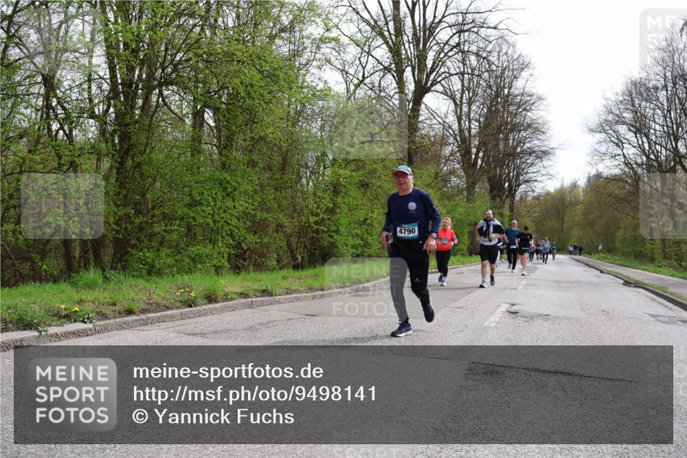 12.04.2026 - 45. Internationalen Wilhelmsburger Insellauf Yannick Fuchs http://msf.ph/oto/9498141 12.04.2026 13:11:24 Laufen 4790 meine-sportfotos.de