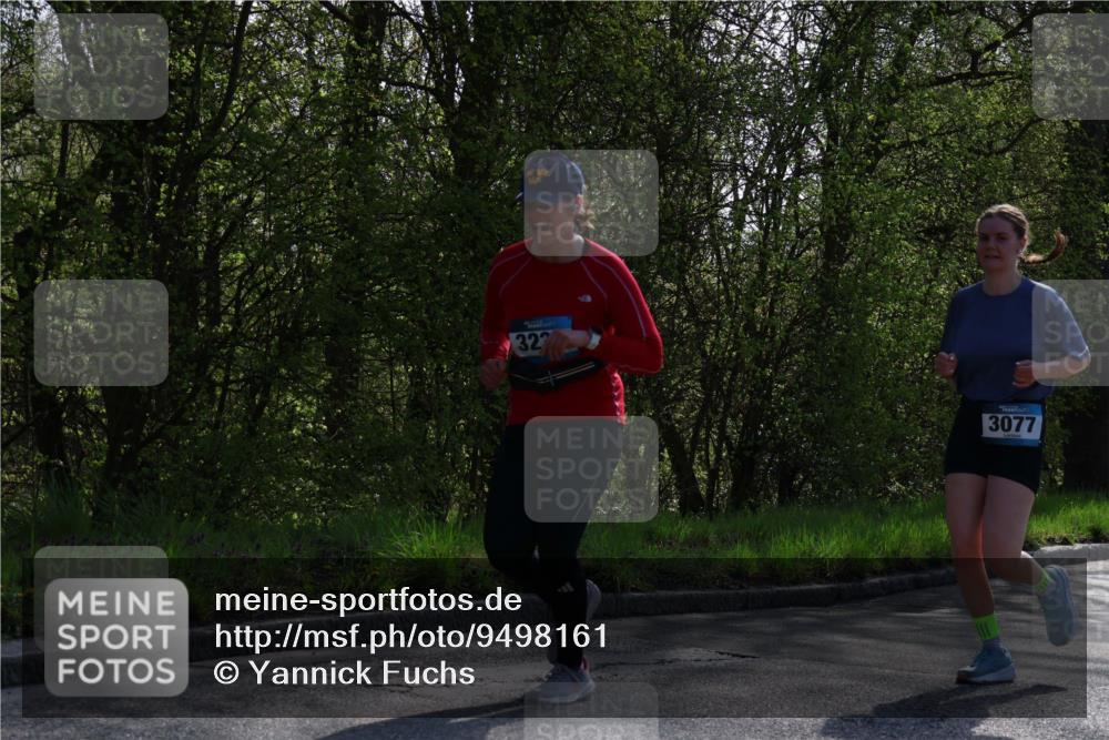12.04.2026 - 45. Internationalen Wilhelmsburger Insellauf Yannick Fuchs http://msf.ph/oto/9498161 12.04.2026 10:56:22 Laufen 322, 3077 meine-sportfotos.de