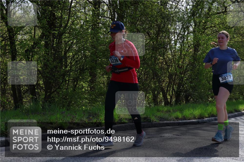 12.04.2026 - 45. Internationalen Wilhelmsburger Insellauf Yannick Fuchs http://msf.ph/oto/9498162 12.04.2026 10:56:22 Laufen 3239, 3077 meine-sportfotos.de