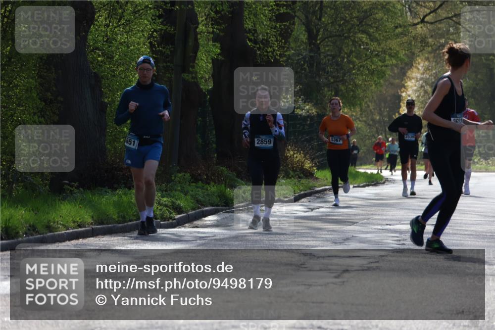 12.04.2026 - 45. Internationalen Wilhelmsburger Insellauf Yannick Fuchs http://msf.ph/oto/9498179 12.04.2026 10:56:25 Laufen 651, 2859, 5367, 2539, 2619 meine-sportfotos.de