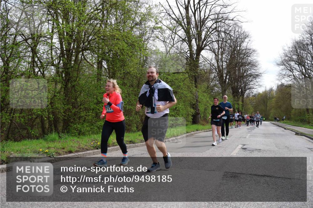 12.04.2026 - 45. Internationalen Wilhelmsburger Insellauf Yannick Fuchs http://msf.ph/oto/9498185 12.04.2026 13:11:28 Laufen 2717, 2557 meine-sportfotos.de