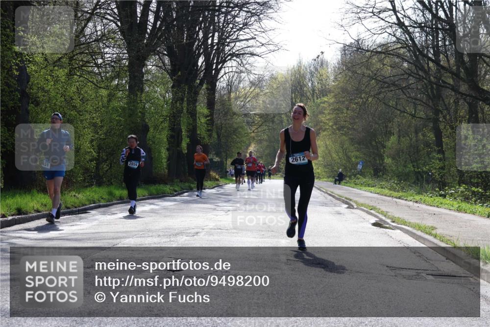 12.04.2026 - 45. Internationalen Wilhelmsburger Insellauf Yannick Fuchs http://msf.ph/oto/9498200 12.04.2026 10:56:31 Laufen 2859, 2612 meine-sportfotos.de