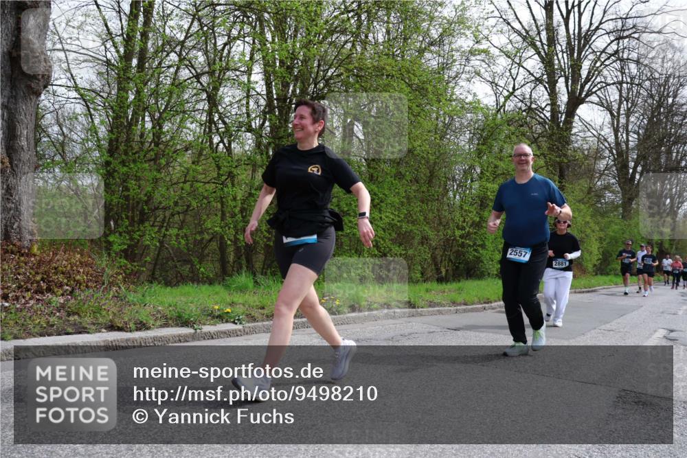 12.04.2026 - 45. Internationalen Wilhelmsburger Insellauf Yannick Fuchs http://msf.ph/oto/9498210 12.04.2026 13:11:31 Laufen 2557, 2881 meine-sportfotos.de