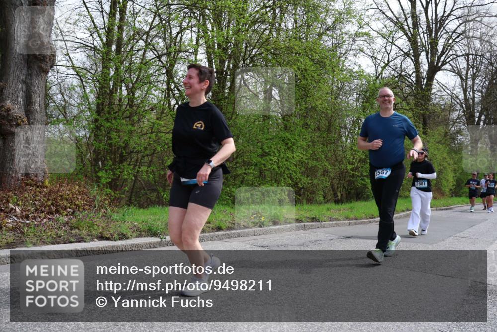 12.04.2026 - 45. Internationalen Wilhelmsburger Insellauf Yannick Fuchs http://msf.ph/oto/9498211 12.04.2026 13:11:31 Laufen 2557, 2881 meine-sportfotos.de