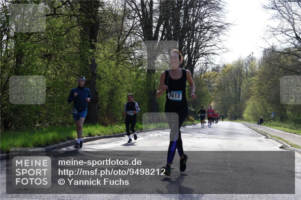 12.04.2026 - 45. Internationalen Wilhelmsburger Insellauf Yannick Fuchs http://msf.ph/oto/9498212 12.04.2026 10:56:32 Laufen 2859, 2612 meine-sportfotos.de