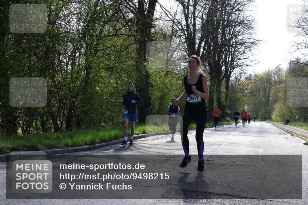 12.04.2026 - 45. Internationalen Wilhelmsburger Insellauf Yannick Fuchs http://msf.ph/oto/9498215 12.04.2026 10:56:32 Laufen 2612 meine-sportfotos.de