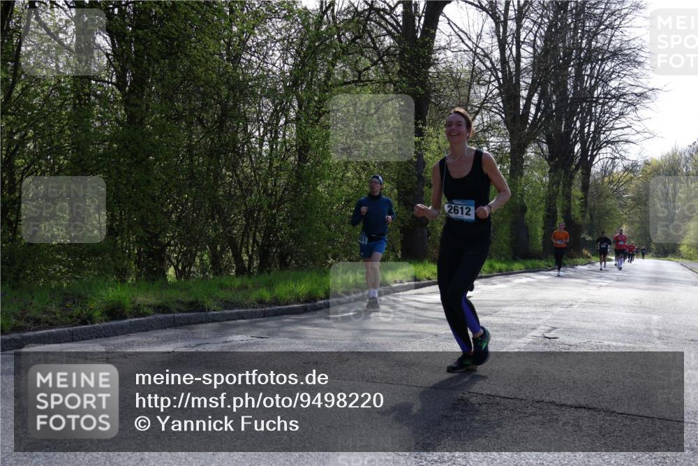 12.04.2026 - 45. Internationalen Wilhelmsburger Insellauf Yannick Fuchs http://msf.ph/oto/9498220 12.04.2026 10:56:33 Laufen 2612 meine-sportfotos.de