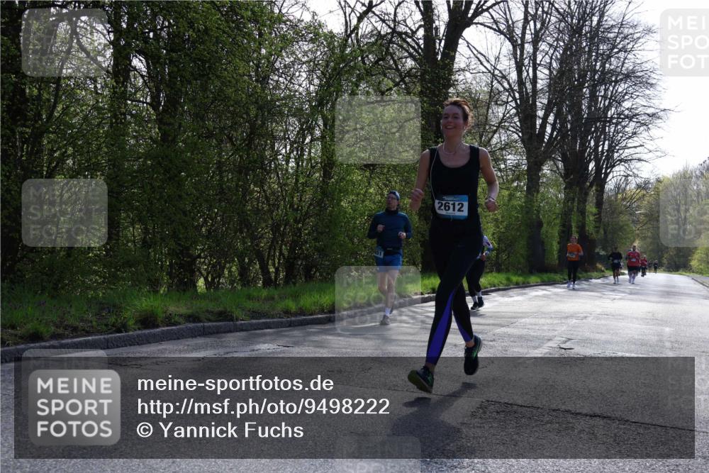 12.04.2026 - 45. Internationalen Wilhelmsburger Insellauf Yannick Fuchs http://msf.ph/oto/9498222 12.04.2026 10:56:33 Laufen 2612 meine-sportfotos.de