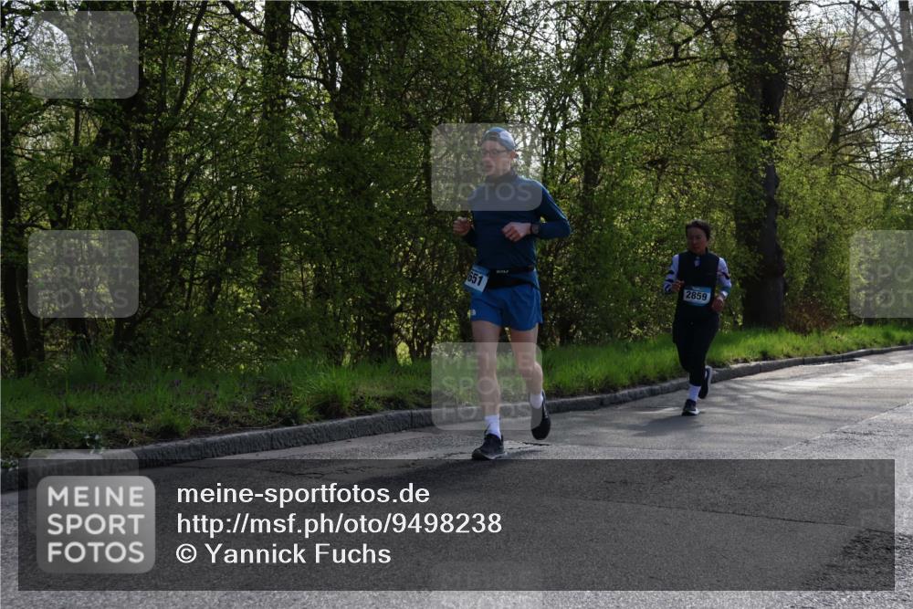12.04.2026 - 45. Internationalen Wilhelmsburger Insellauf Yannick Fuchs http://msf.ph/oto/9498238 12.04.2026 10:56:34 Laufen 651, 2859 meine-sportfotos.de