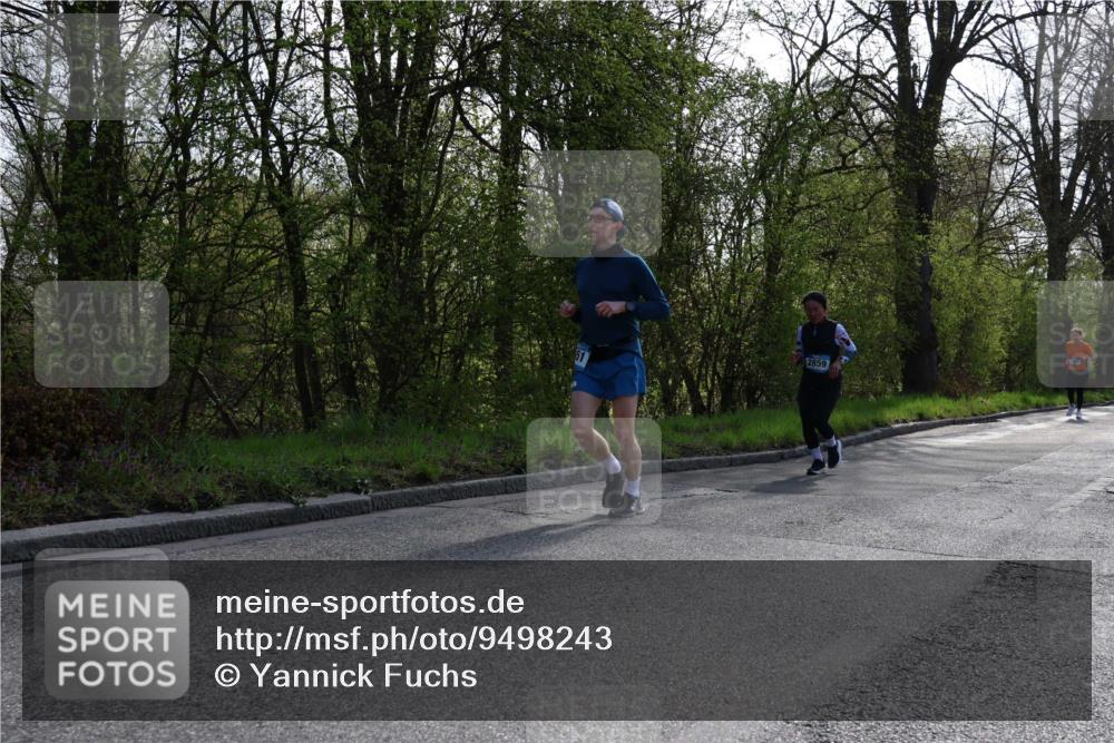 12.04.2026 - 45. Internationalen Wilhelmsburger Insellauf Yannick Fuchs http://msf.ph/oto/9498243 12.04.2026 10:56:35 Laufen 2859 meine-sportfotos.de