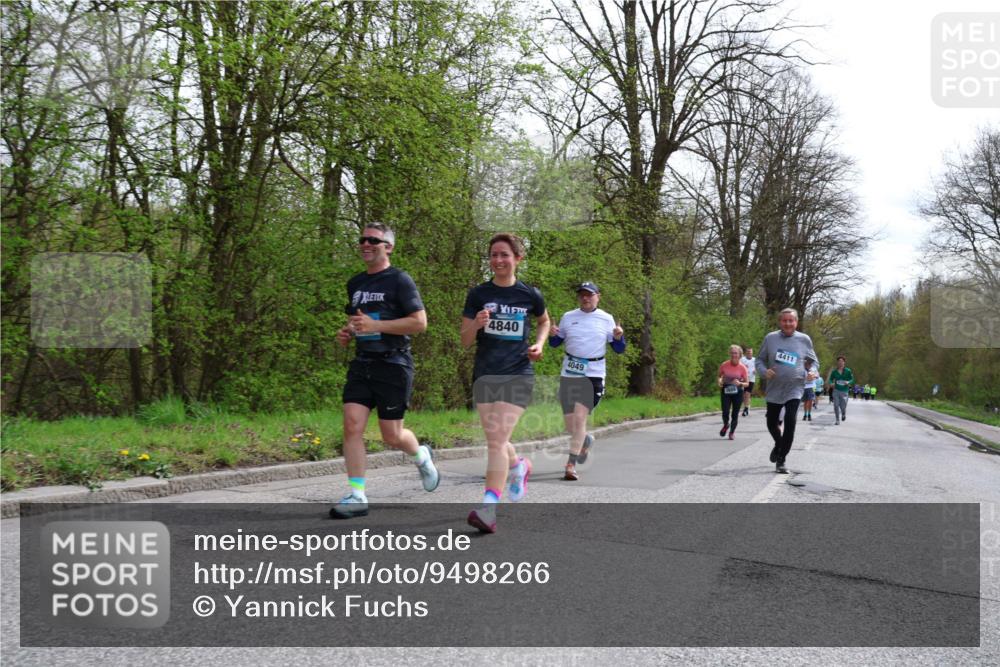 12.04.2026 - 45. Internationalen Wilhelmsburger Insellauf Yannick Fuchs http://msf.ph/oto/9498266 12.04.2026 13:11:37 Laufen 4840, 4049, 4411 meine-sportfotos.de