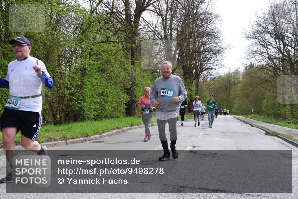 12.04.2026 - 45. Internationalen Wilhelmsburger Insellauf Yannick Fuchs http://msf.ph/oto/9498278 12.04.2026 13:11:38 Laufen 4049, 3888, 4411, 5820 meine-sportfotos.de