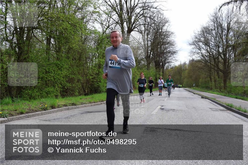 12.04.2026 - 45. Internationalen Wilhelmsburger Insellauf Yannick Fuchs http://msf.ph/oto/9498295 12.04.2026 13:11:39 Laufen 441, 4684 meine-sportfotos.de