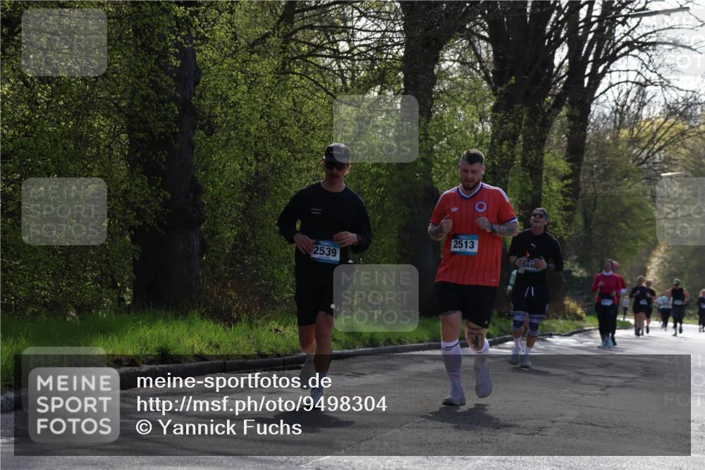 12.04.2026 - 45. Internationalen Wilhelmsburger Insellauf Yannick Fuchs http://msf.ph/oto/9498304 12.04.2026 10:56:44 Laufen 2539, 2513 meine-sportfotos.de