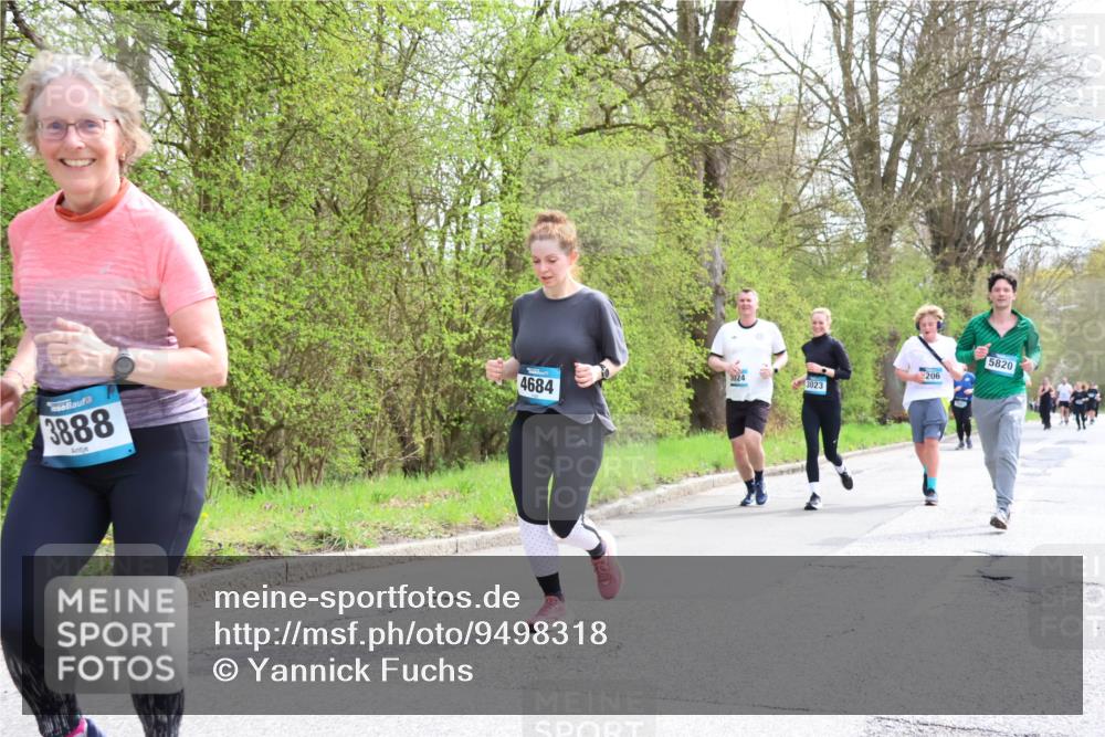 12.04.2026 - 45. Internationalen Wilhelmsburger Insellauf Yannick Fuchs http://msf.ph/oto/9498318 12.04.2026 13:11:41 Laufen 3888, 3024, 3023, 4684, 206, 5820 meine-sportfotos.de