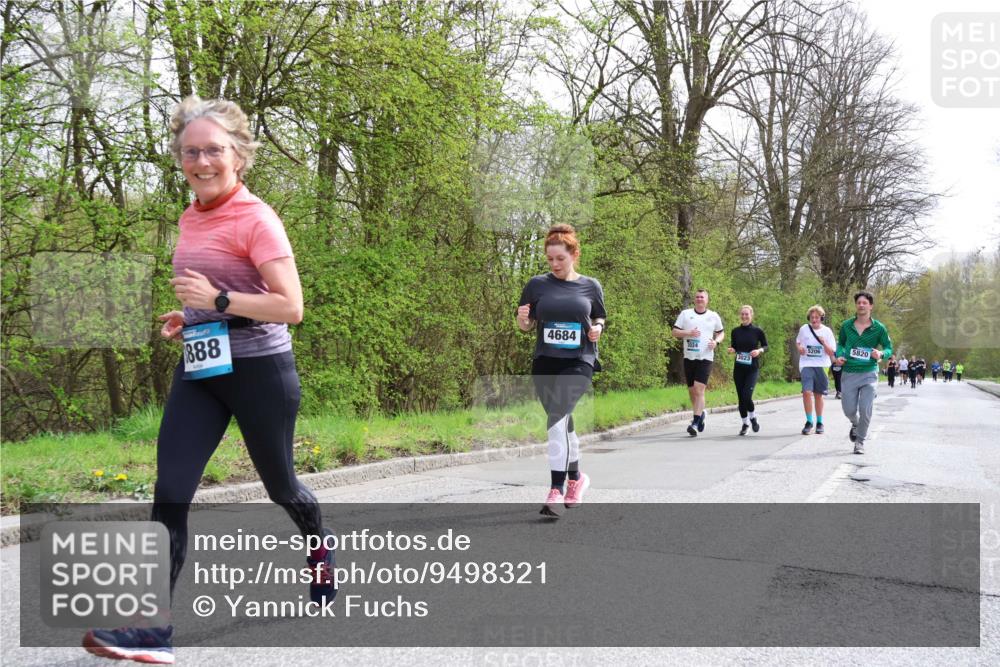 12.04.2026 - 45. Internationalen Wilhelmsburger Insellauf Yannick Fuchs http://msf.ph/oto/9498321 12.04.2026 13:11:41 Laufen 888, 4684, 1024, 5206, 5820 meine-sportfotos.de
