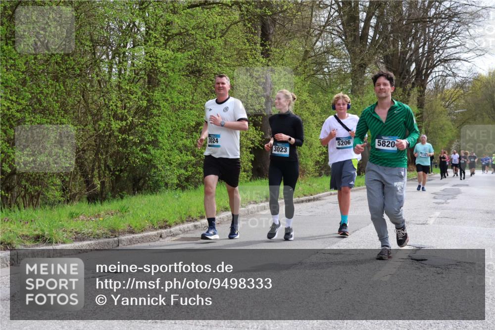 12.04.2026 - 45. Internationalen Wilhelmsburger Insellauf Yannick Fuchs http://msf.ph/oto/9498333 12.04.2026 13:11:42 Laufen 5206, 5820, 3024, 3023, 5529 meine-sportfotos.de
