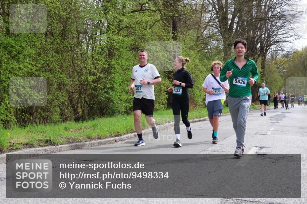12.04.2026 - 45. Internationalen Wilhelmsburger Insellauf Yannick Fuchs http://msf.ph/oto/9498334 12.04.2026 13:11:43 Laufen 5820, 3024, 3023, 5206 meine-sportfotos.de