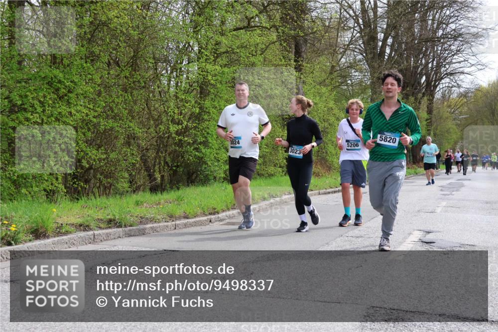 12.04.2026 - 45. Internationalen Wilhelmsburger Insellauf Yannick Fuchs http://msf.ph/oto/9498337 12.04.2026 13:11:43 Laufen 3024, 3023, 5206, 5820, 5529 meine-sportfotos.de