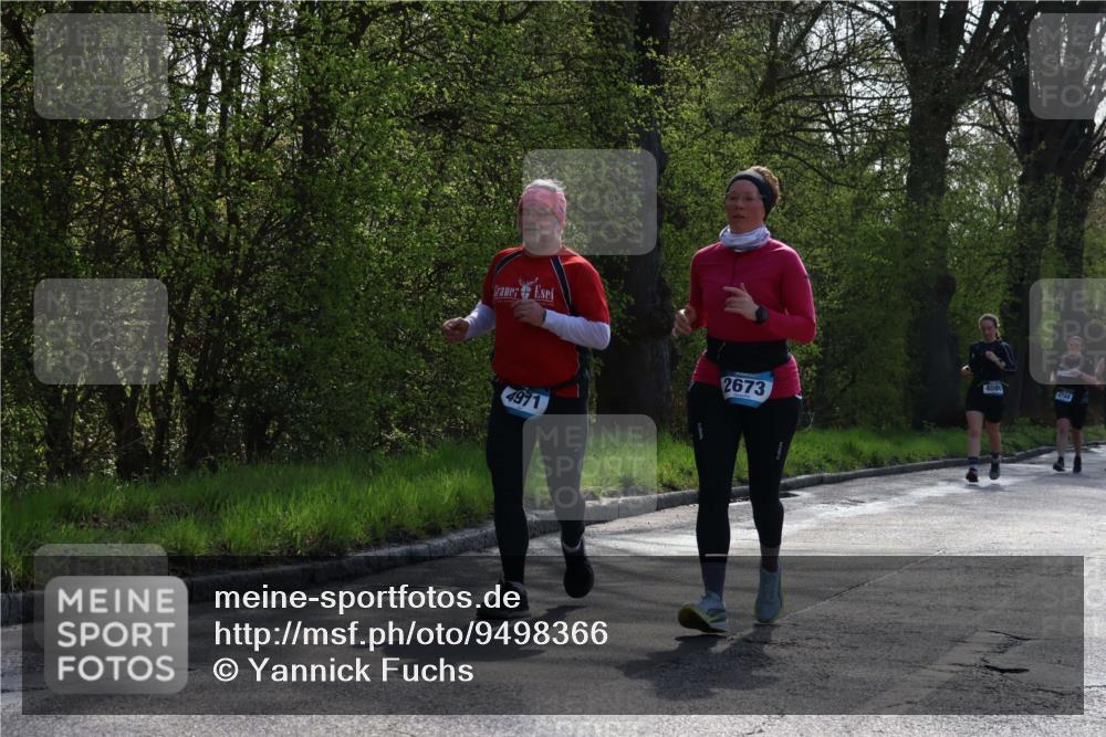 12.04.2026 - 45. Internationalen Wilhelmsburger Insellauf Yannick Fuchs http://msf.ph/oto/9498366 12.04.2026 10:56:58 Laufen 4971, 2673, 4080, 4080, 4744 meine-sportfotos.de