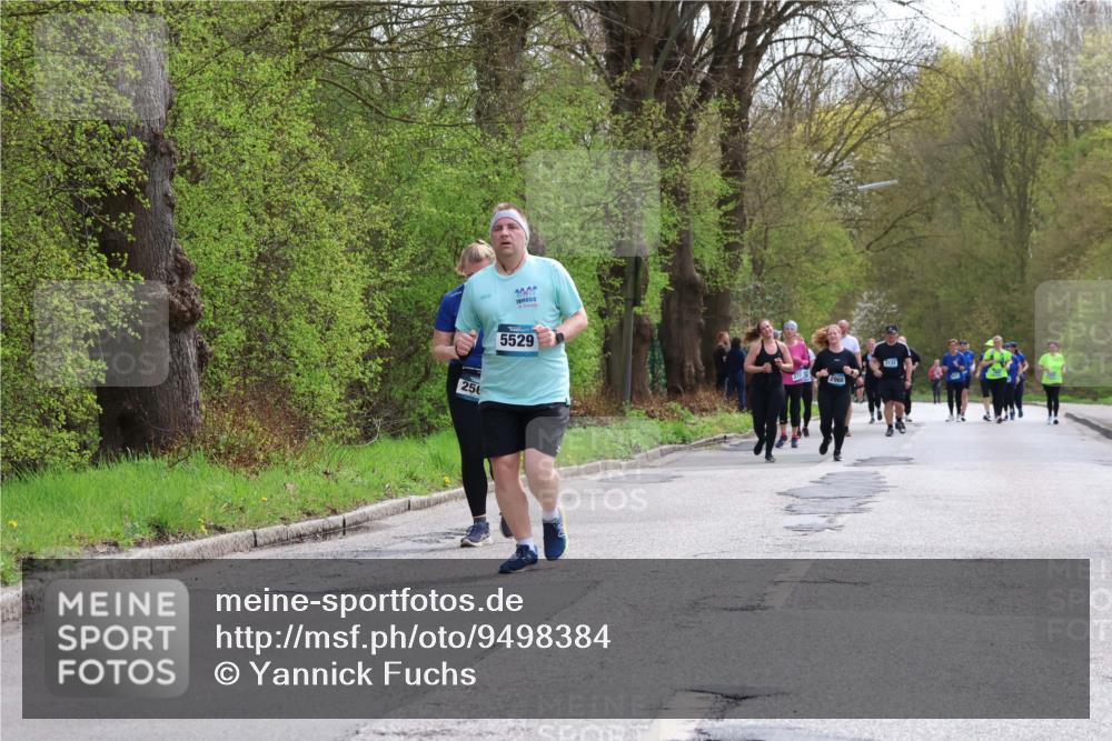 12.04.2026 - 45. Internationalen Wilhelmsburger Insellauf Yannick Fuchs http://msf.ph/oto/9498384 12.04.2026 13:11:47 Laufen 250, 30, 00, 5529 meine-sportfotos.de