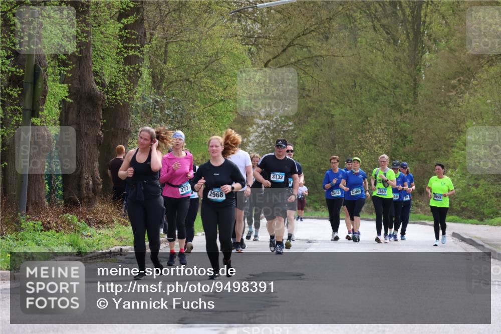 12.04.2026 - 45. Internationalen Wilhelmsburger Insellauf Yannick Fuchs http://msf.ph/oto/9498391 12.04.2026 13:11:48 Laufen 272, 2968, 3132, 2933, 2360, 3960, 59, 3955 meine-sportfotos.de