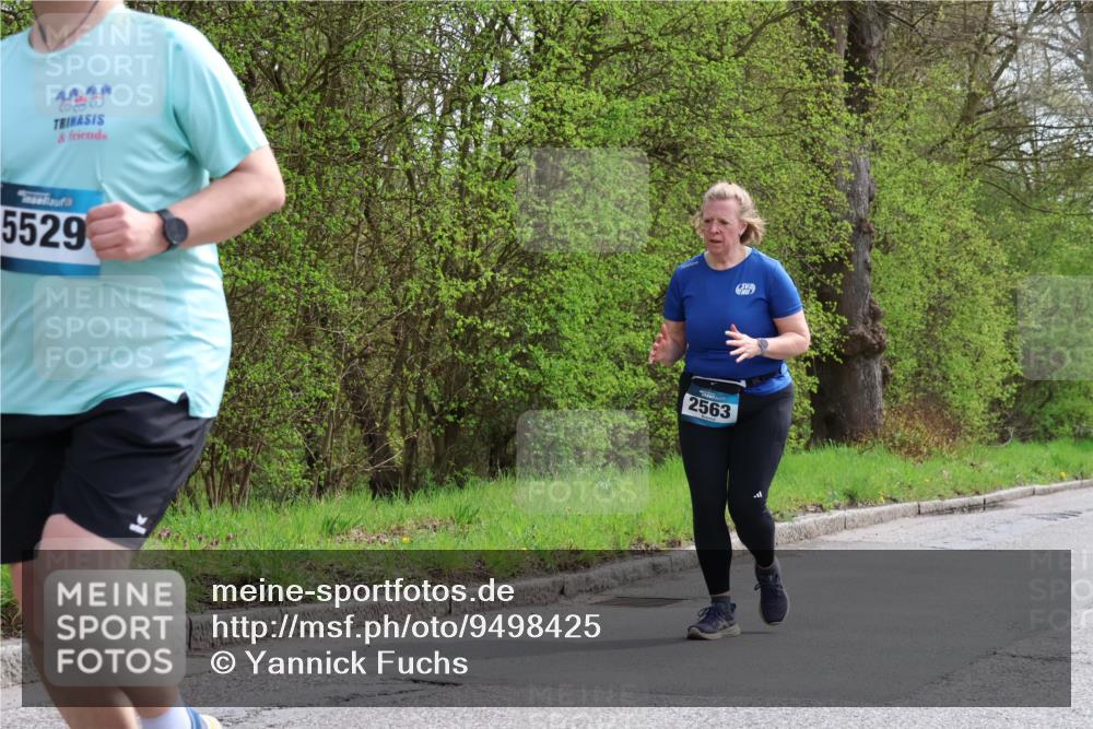 12.04.2026 - 45. Internationalen Wilhelmsburger Insellauf Yannick Fuchs http://msf.ph/oto/9498425 12.04.2026 13:11:51 Laufen 4, 20, 5529, 2563 meine-sportfotos.de