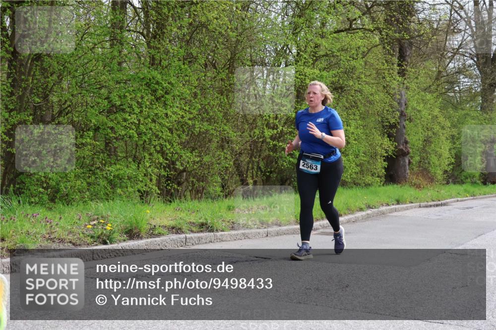 12.04.2026 - 45. Internationalen Wilhelmsburger Insellauf Yannick Fuchs http://msf.ph/oto/9498433 12.04.2026 13:11:52 Laufen 2563 meine-sportfotos.de