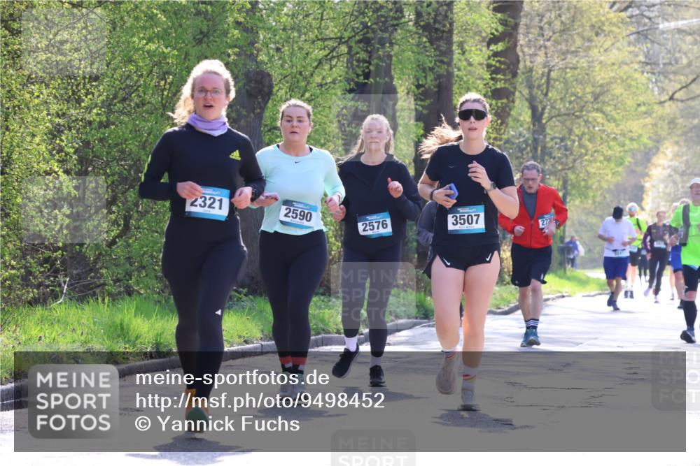 12.04.2026 - 45. Internationalen Wilhelmsburger Insellauf Yannick Fuchs http://msf.ph/oto/9498452 12.04.2026 10:57:12 Laufen 2321, 2590, 3507, 277, 2576 meine-sportfotos.de
