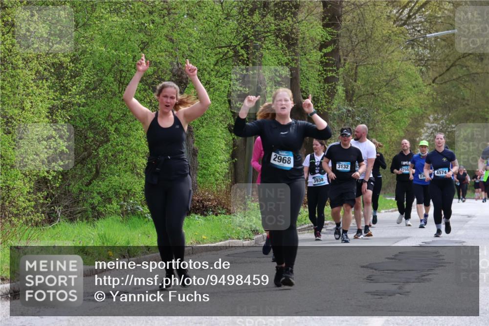12.04.2026 - 45. Internationalen Wilhelmsburger Insellauf Yannick Fuchs http://msf.ph/oto/9498459 12.04.2026 13:11:55 Laufen 2968, 3132, 3756, 3938, 4574, 23 meine-sportfotos.de