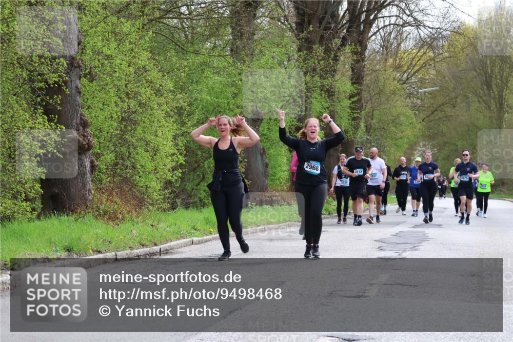 12.04.2026 - 45. Internationalen Wilhelmsburger Insellauf Yannick Fuchs http://msf.ph/oto/9498468 12.04.2026 13:11:55 Laufen 2968, 3938, 3132, 937, 3756, 4575, 1955 meine-sportfotos.de