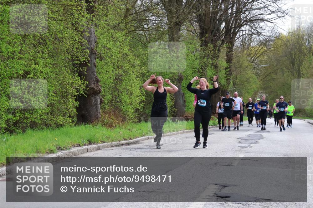 12.04.2026 - 45. Internationalen Wilhelmsburger Insellauf Yannick Fuchs http://msf.ph/oto/9498471 12.04.2026 13:11:56 Laufen 2968, 3132, 937, 574 meine-sportfotos.de