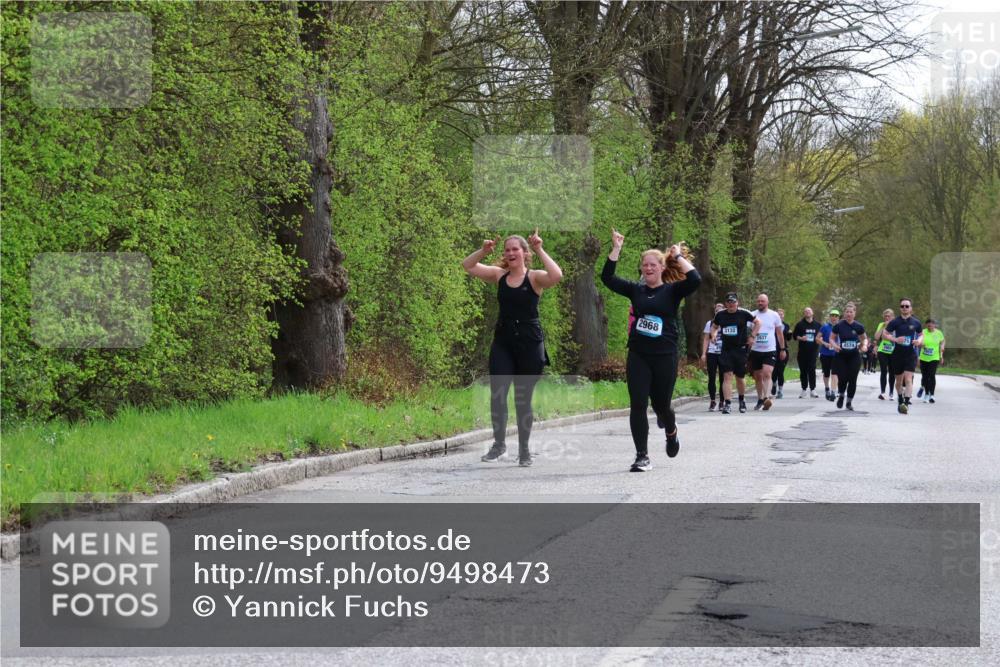 12.04.2026 - 45. Internationalen Wilhelmsburger Insellauf Yannick Fuchs http://msf.ph/oto/9498473 12.04.2026 13:11:56 Laufen 2968, 3132, 3937, 4574 meine-sportfotos.de