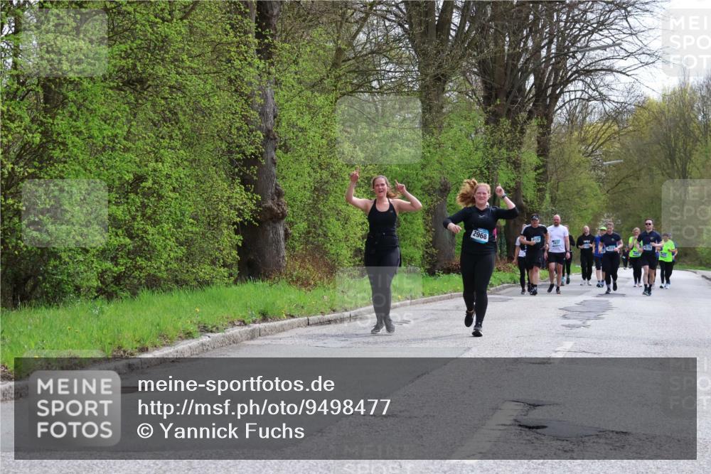 12.04.2026 - 45. Internationalen Wilhelmsburger Insellauf Yannick Fuchs http://msf.ph/oto/9498477 12.04.2026 13:11:56 Laufen 2968, 3132 meine-sportfotos.de