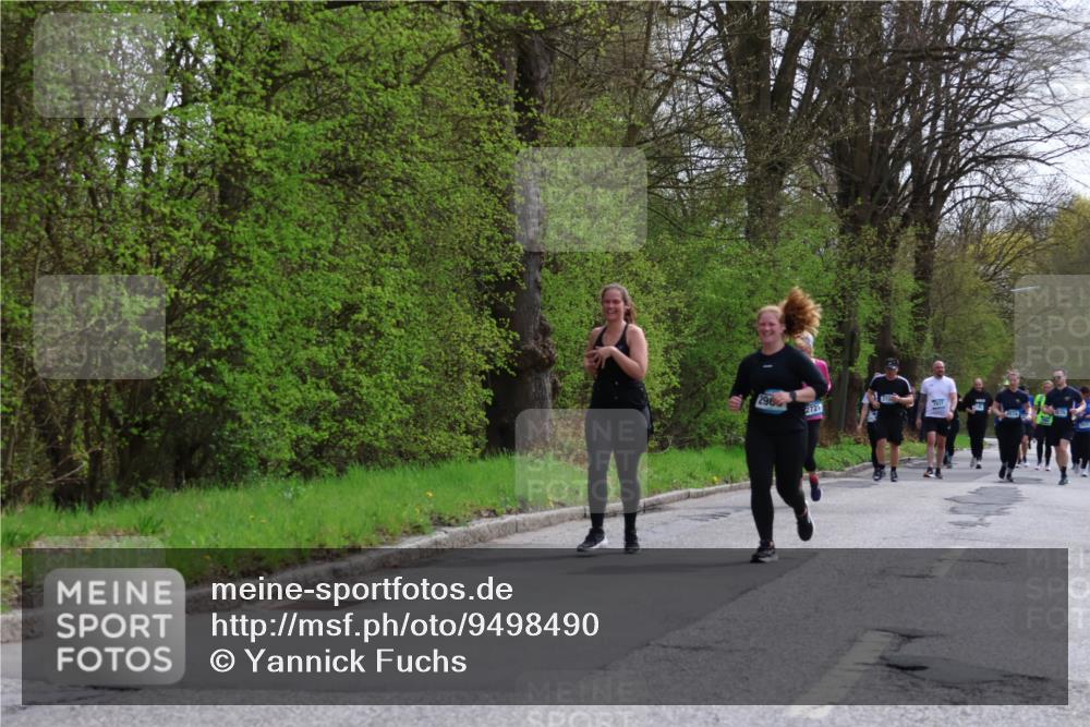 12.04.2026 - 45. Internationalen Wilhelmsburger Insellauf Yannick Fuchs http://msf.ph/oto/9498490 12.04.2026 13:11:57 Laufen 296, 2721 meine-sportfotos.de