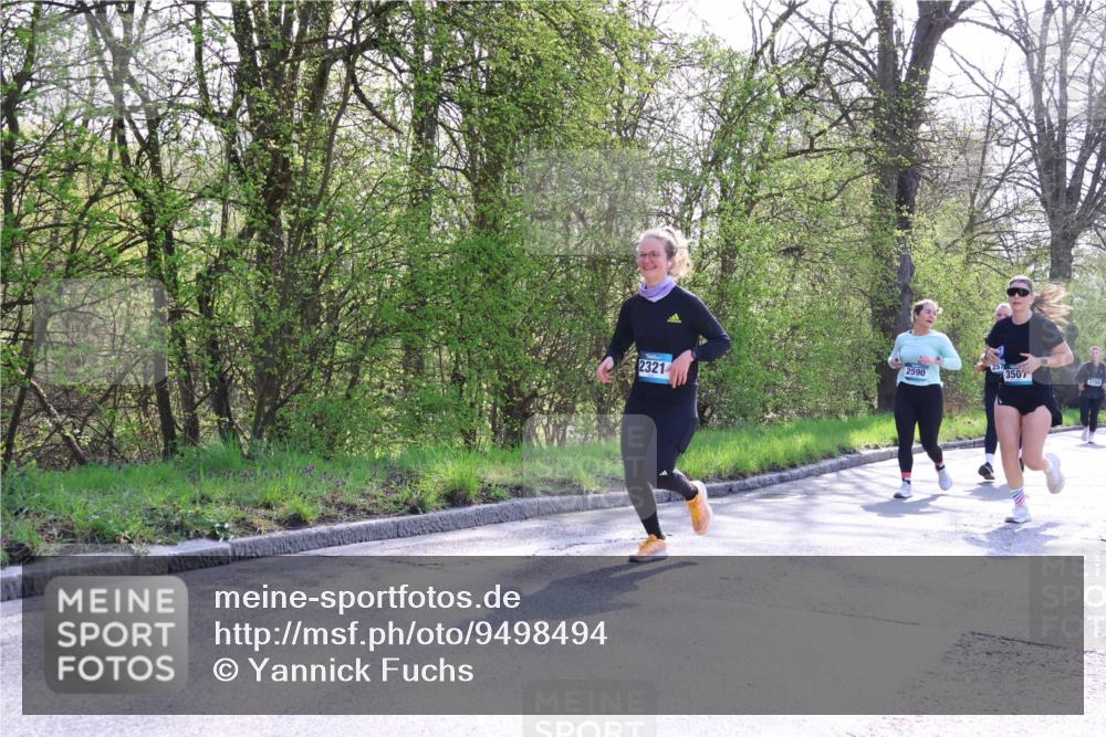 12.04.2026 - 45. Internationalen Wilhelmsburger Insellauf Yannick Fuchs http://msf.ph/oto/9498494 12.04.2026 10:57:16 Laufen 2321, 2590, 3507 meine-sportfotos.de