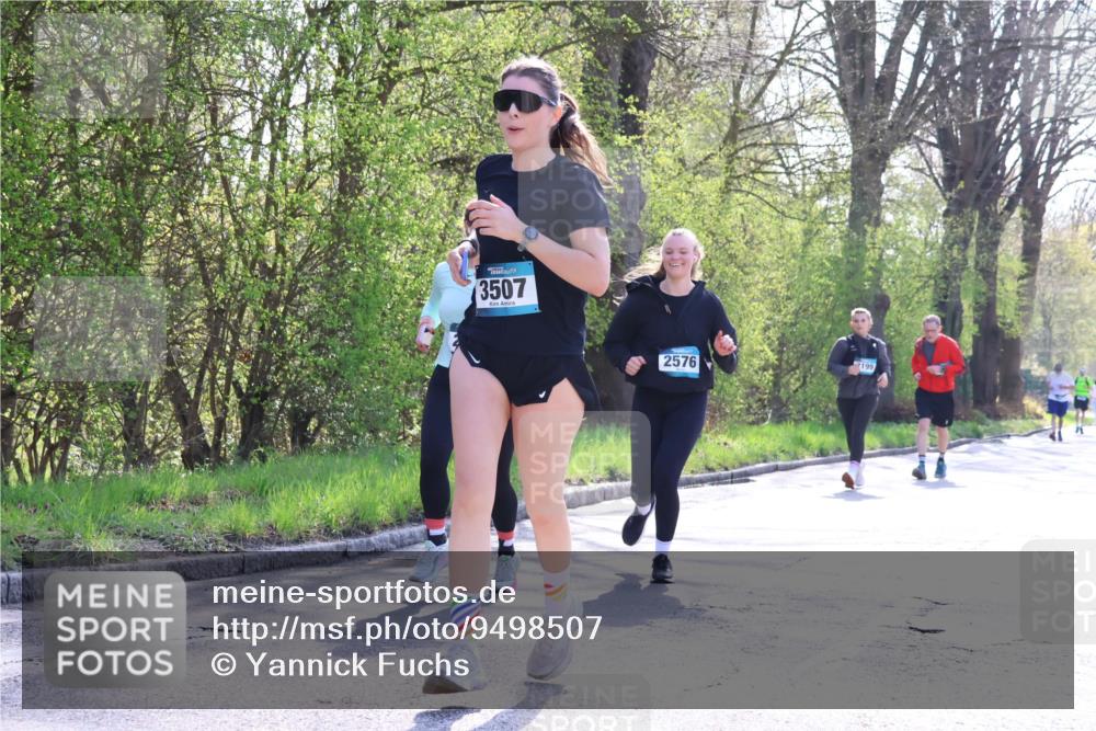 12.04.2026 - 45. Internationalen Wilhelmsburger Insellauf Yannick Fuchs http://msf.ph/oto/9498507 12.04.2026 10:57:17 Laufen 3507, 2576, 2199 meine-sportfotos.de