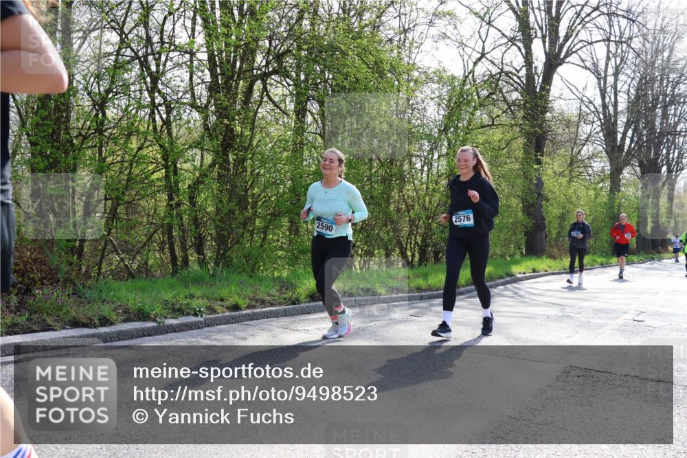 12.04.2026 - 45. Internationalen Wilhelmsburger Insellauf Yannick Fuchs http://msf.ph/oto/9498523 12.04.2026 10:57:19 Laufen 2590, 2576, 0612 meine-sportfotos.de