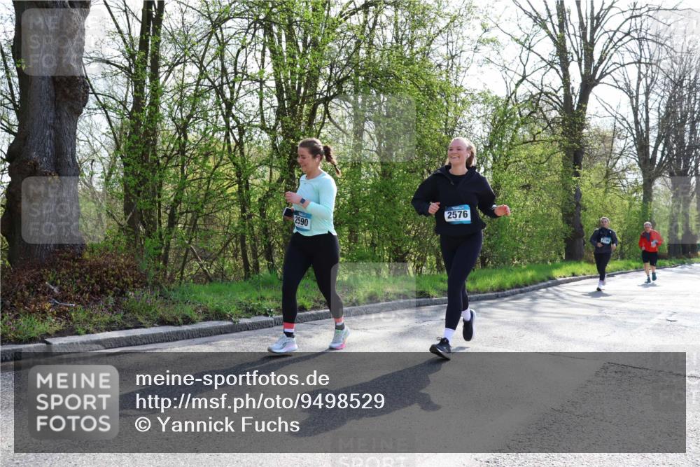 12.04.2026 - 45. Internationalen Wilhelmsburger Insellauf Yannick Fuchs http://msf.ph/oto/9498529 12.04.2026 10:57:20 Laufen 2590, 2576, 2199 meine-sportfotos.de
