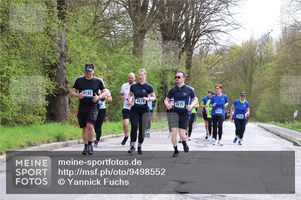 12.04.2026 - 45. Internationalen Wilhelmsburger Insellauf Yannick Fuchs http://msf.ph/oto/9498552 12.04.2026 13:12:06 Laufen 3132, 4574, 879, 4575, 38, 2933, 2359 meine-sportfotos.de