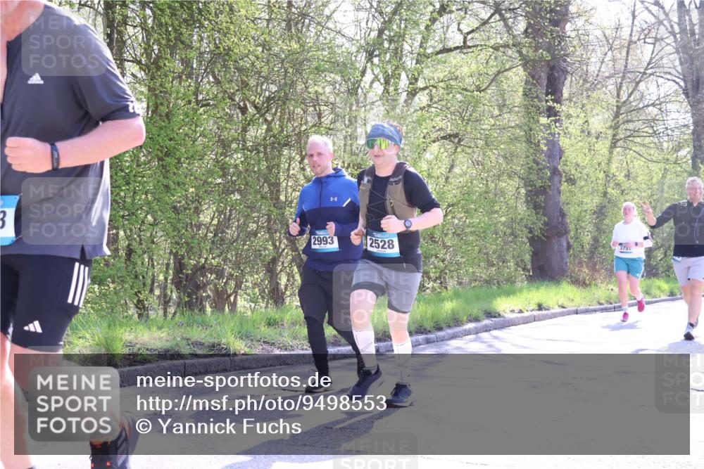 12.04.2026 - 45. Internationalen Wilhelmsburger Insellauf Yannick Fuchs http://msf.ph/oto/9498553 12.04.2026 10:58:39 Laufen 3, 2993, 2528, 375 meine-sportfotos.de