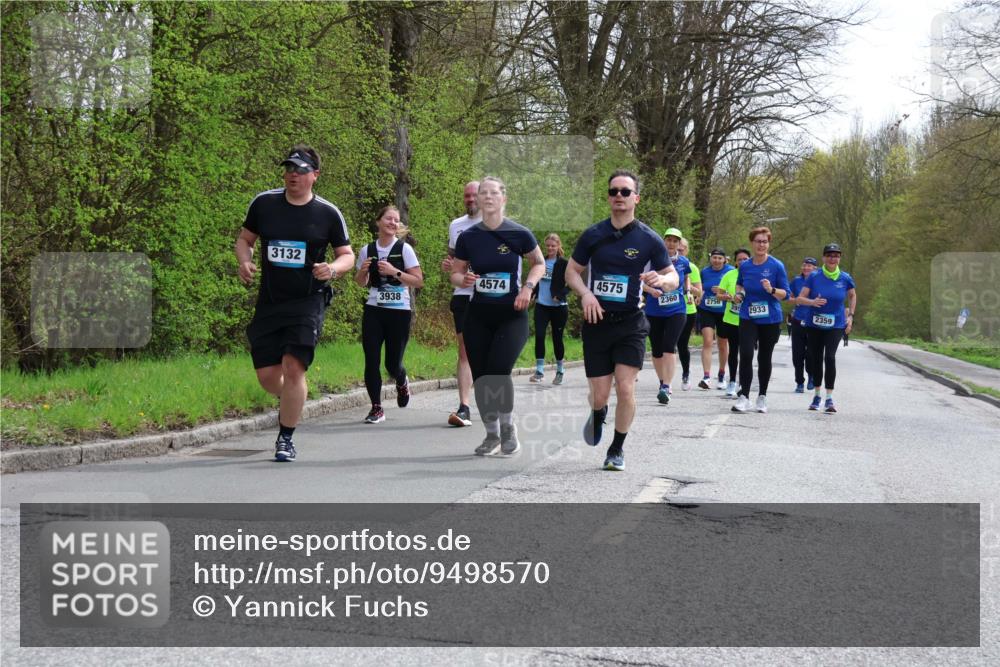 12.04.2026 - 45. Internationalen Wilhelmsburger Insellauf Yannick Fuchs http://msf.ph/oto/9498570 12.04.2026 13:12:08 Laufen 3132, 3938, 4574, 4575, 2360, 2750, 2933, 2359 meine-sportfotos.de