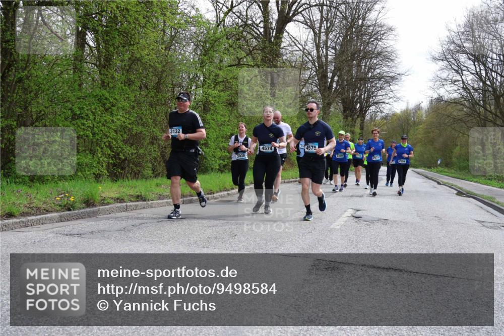 12.04.2026 - 45. Internationalen Wilhelmsburger Insellauf Yannick Fuchs http://msf.ph/oto/9498584 12.04.2026 13:12:09 Laufen 3132, 3938, 4574, 4575, 2360, 2756, 2933, 2359 meine-sportfotos.de